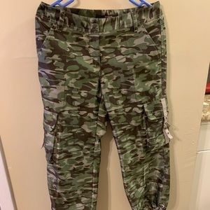 Vintage Express Camo cargo pants & capris